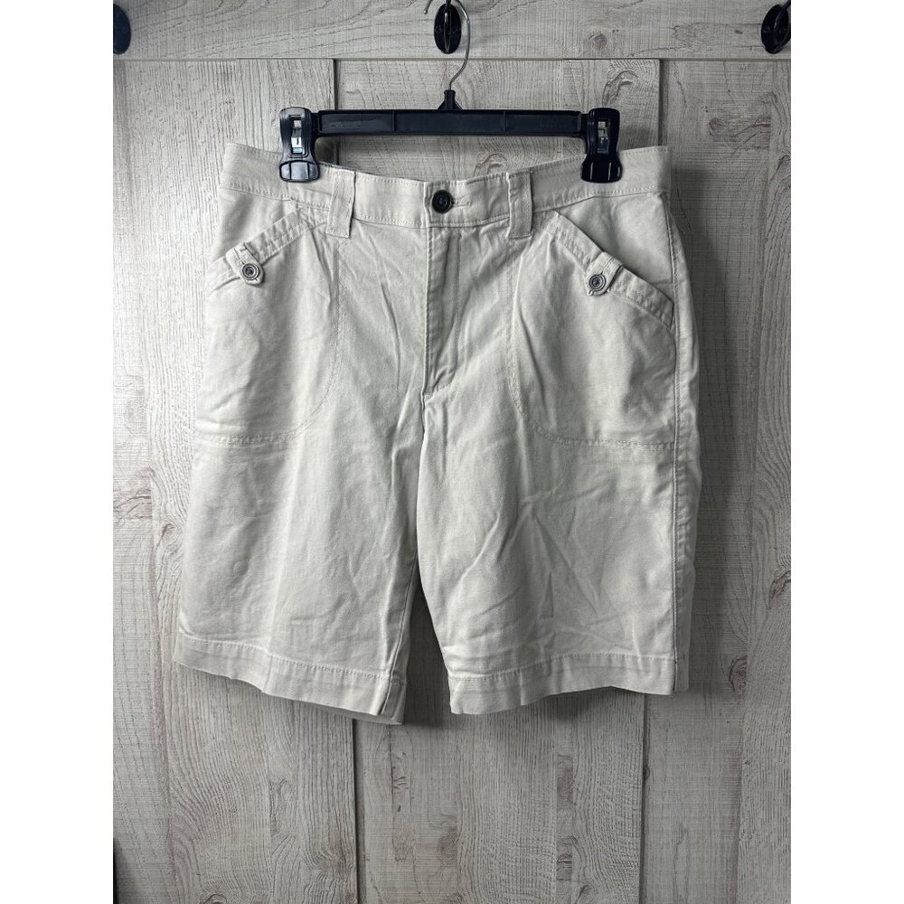 Lee Womens Beige Casual Shorts Size 10 Medium With Button Pockets Belt Loops